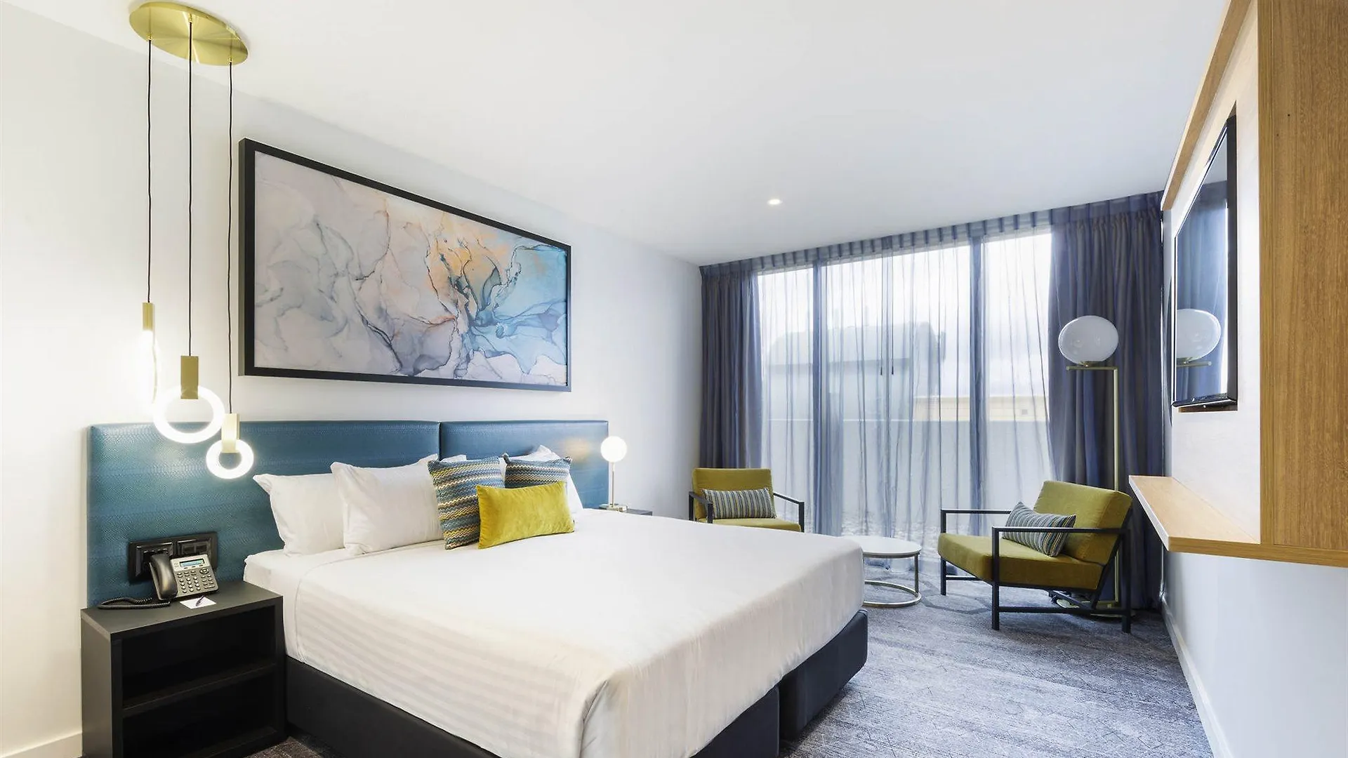 Mercure Canberra Belconnen 4*,  Australia