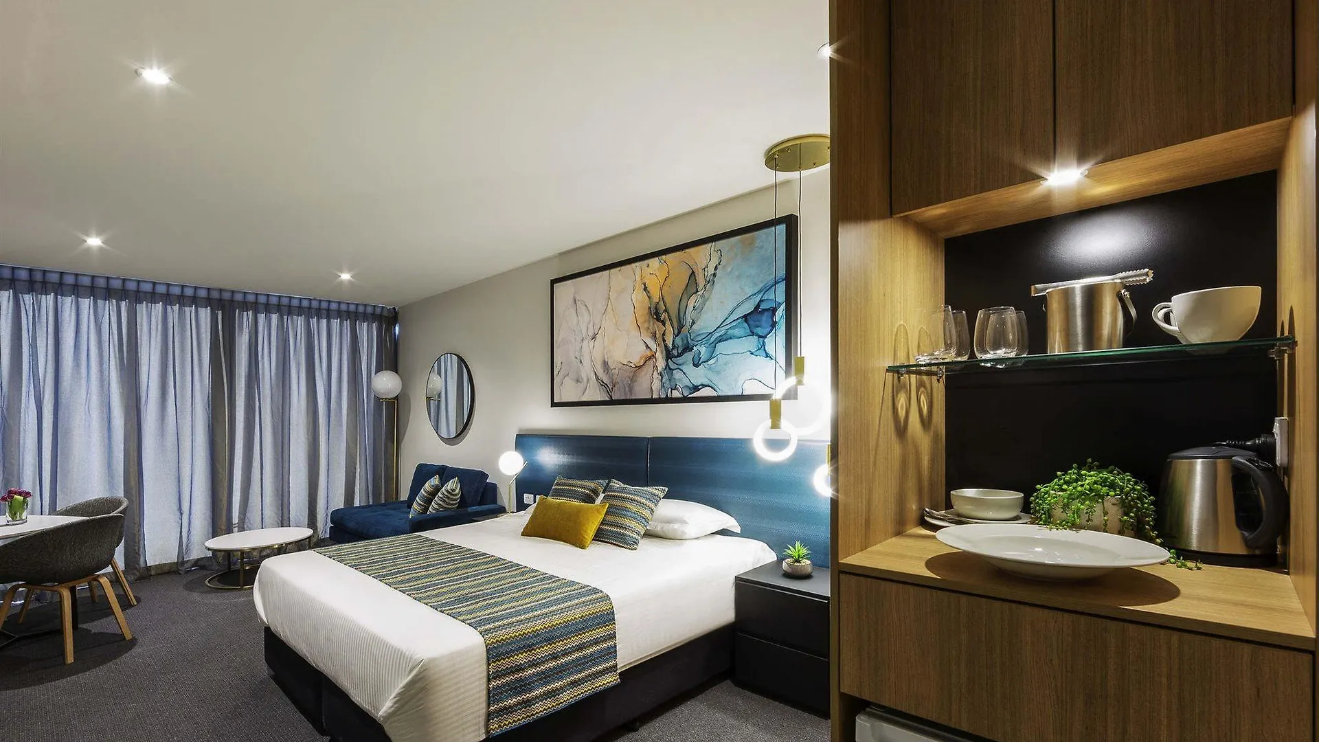 Mercure Canberra Belconnen Hotel